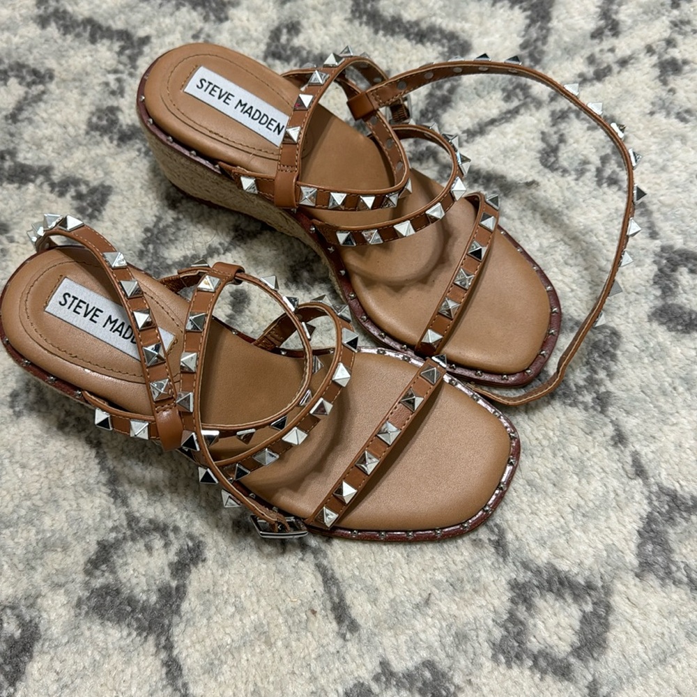 Steve Madden wedge sandals sz 5